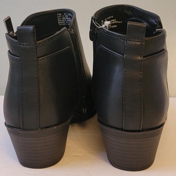 Arizona Jean Co Womens Castle Stacked Heel Booties New in Box - Picture 5 of 9